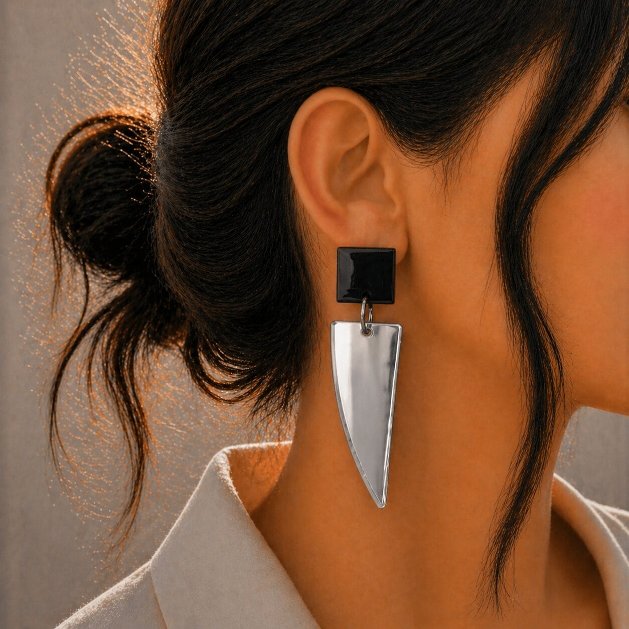 Σκουλαρίκια από Plexiglass Ivory Drop — Theodor Creations εικόνα 2