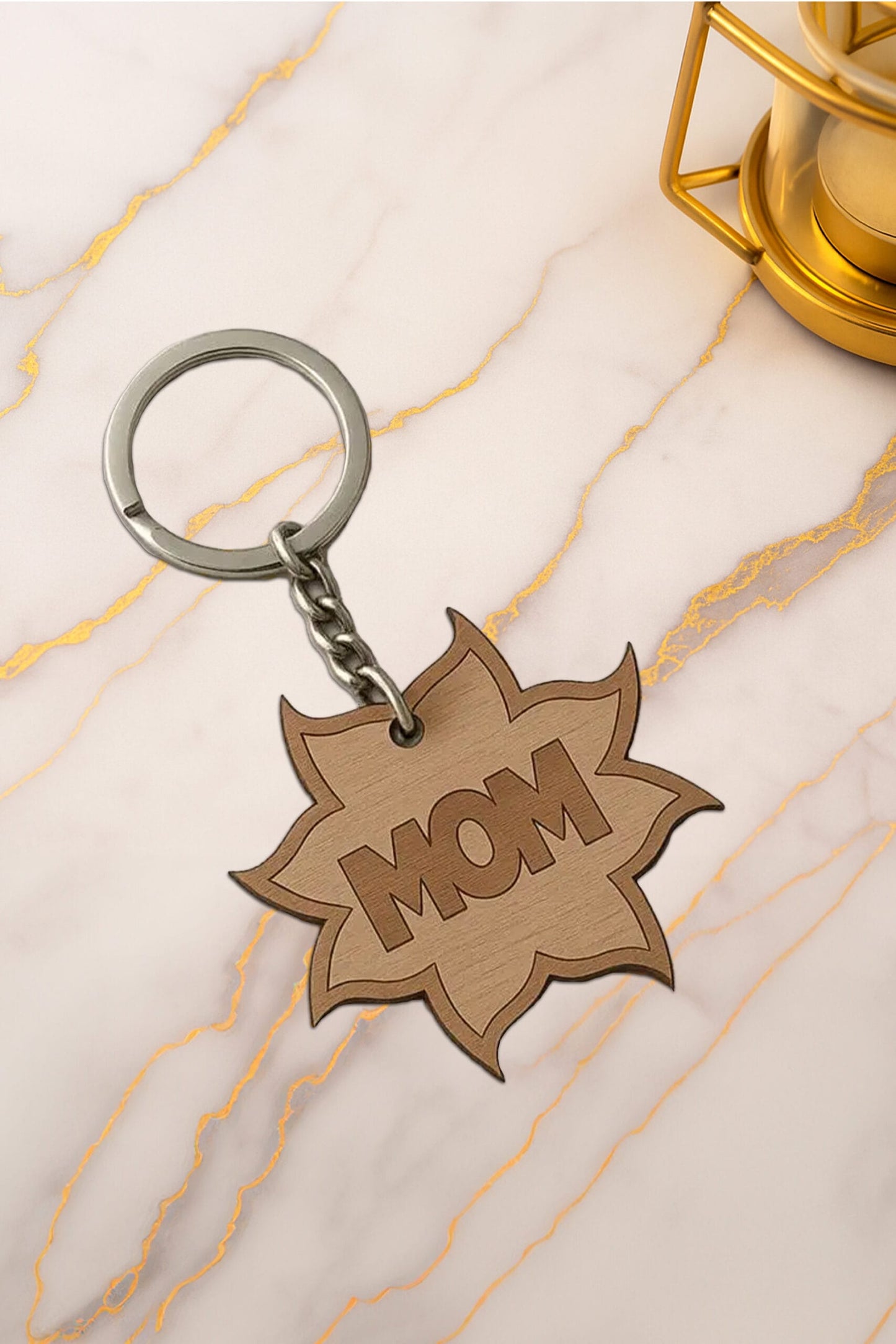 Ξύλινο μπρελόκ MOM λουλούδι